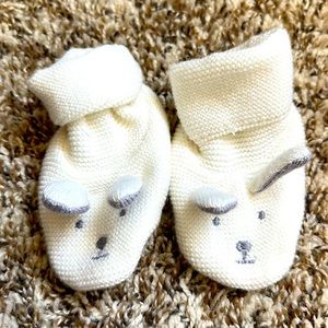 BNWOT Janie and Jack bunny booties! 3-6M